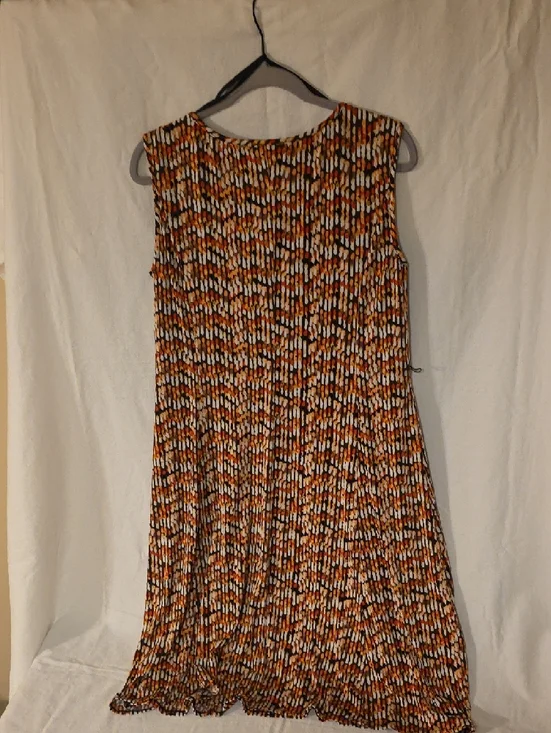 Perceptions Multicolor Pleated Midi Dress in Orange, Black and White - Picture 4 of 6